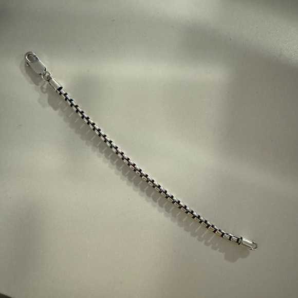 Kendra Scott Bracelet - Picture 2 of 6